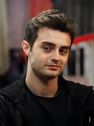 Kim tola qizlar bilan jinsiy aloqa qilishni yaxshi koradi?