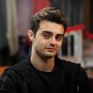 Chubby qizlar qattiq sikilib olish